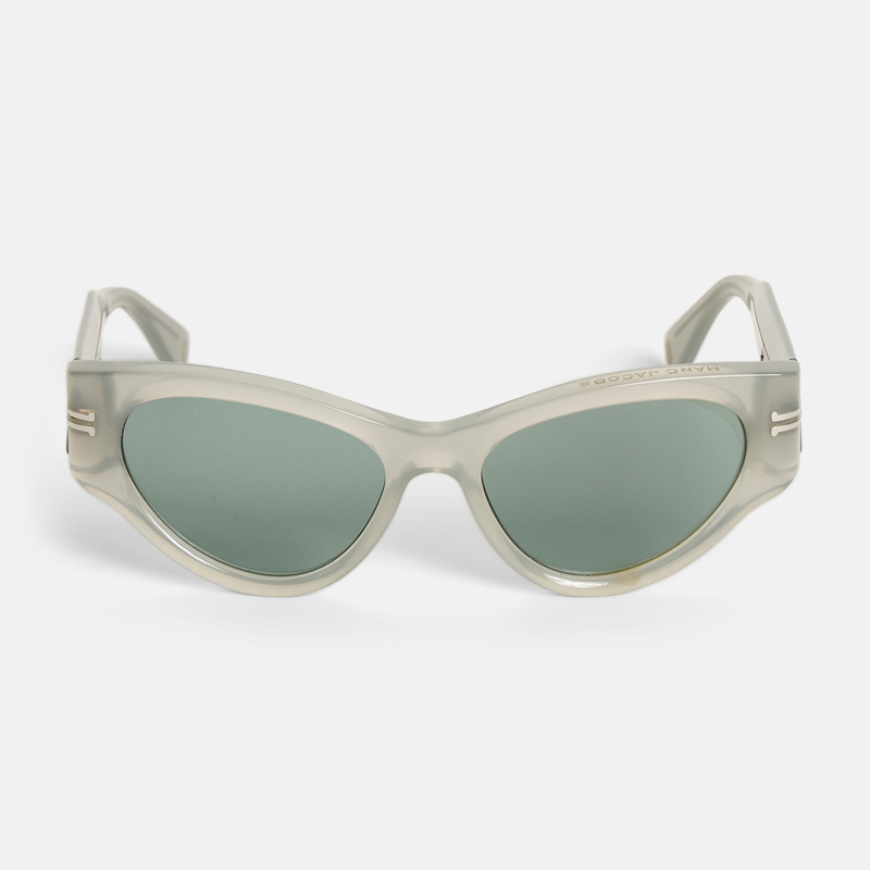 Superfleamarket_Toni_Garrn_sunglasses_Marc_Jacobs_grey_milky_blue_shop(1)