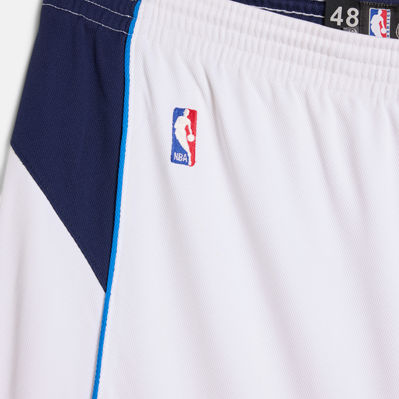 superfleamarket_Dirk_Nowitzki_nba_basketball_player_halloffame_game-worn_jersey_shorts_dallas-mavericks_41_2007-2008_auction(7)