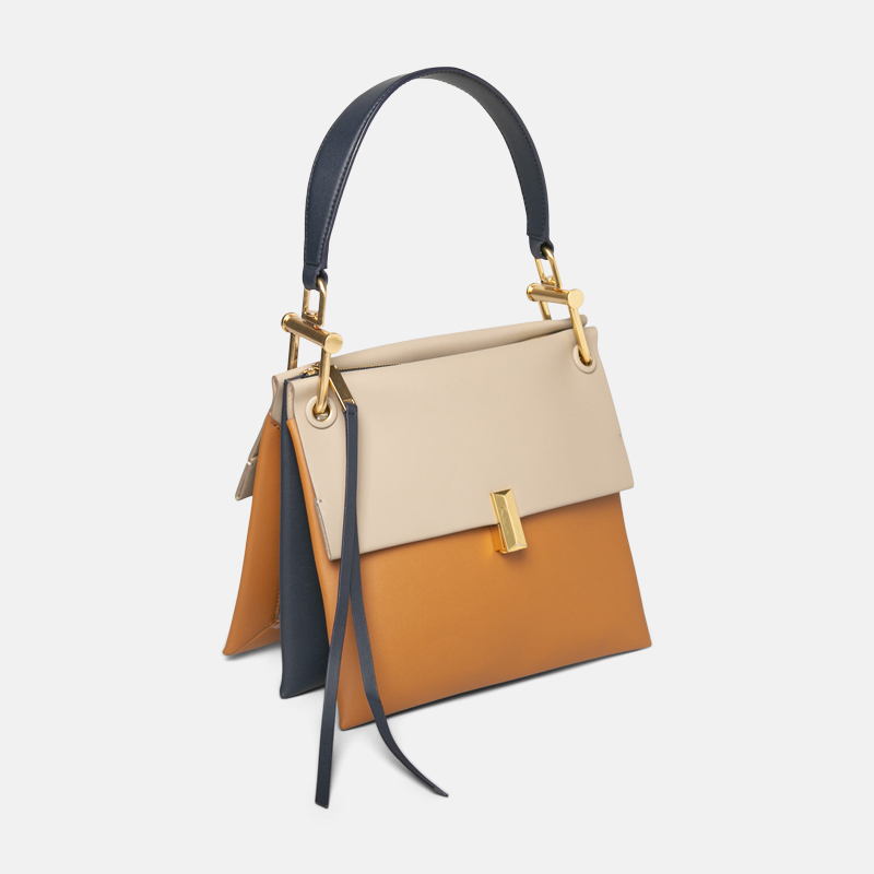 Superfleamarket_Toni_Garrn_bag_Hugo-Boss_Kristin_handbag_shoulder_multicolor_beige_brown_black_gold_shop(1)